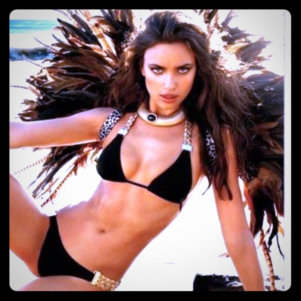 ISO Beach Bunny To The World Black Set or Bottoms